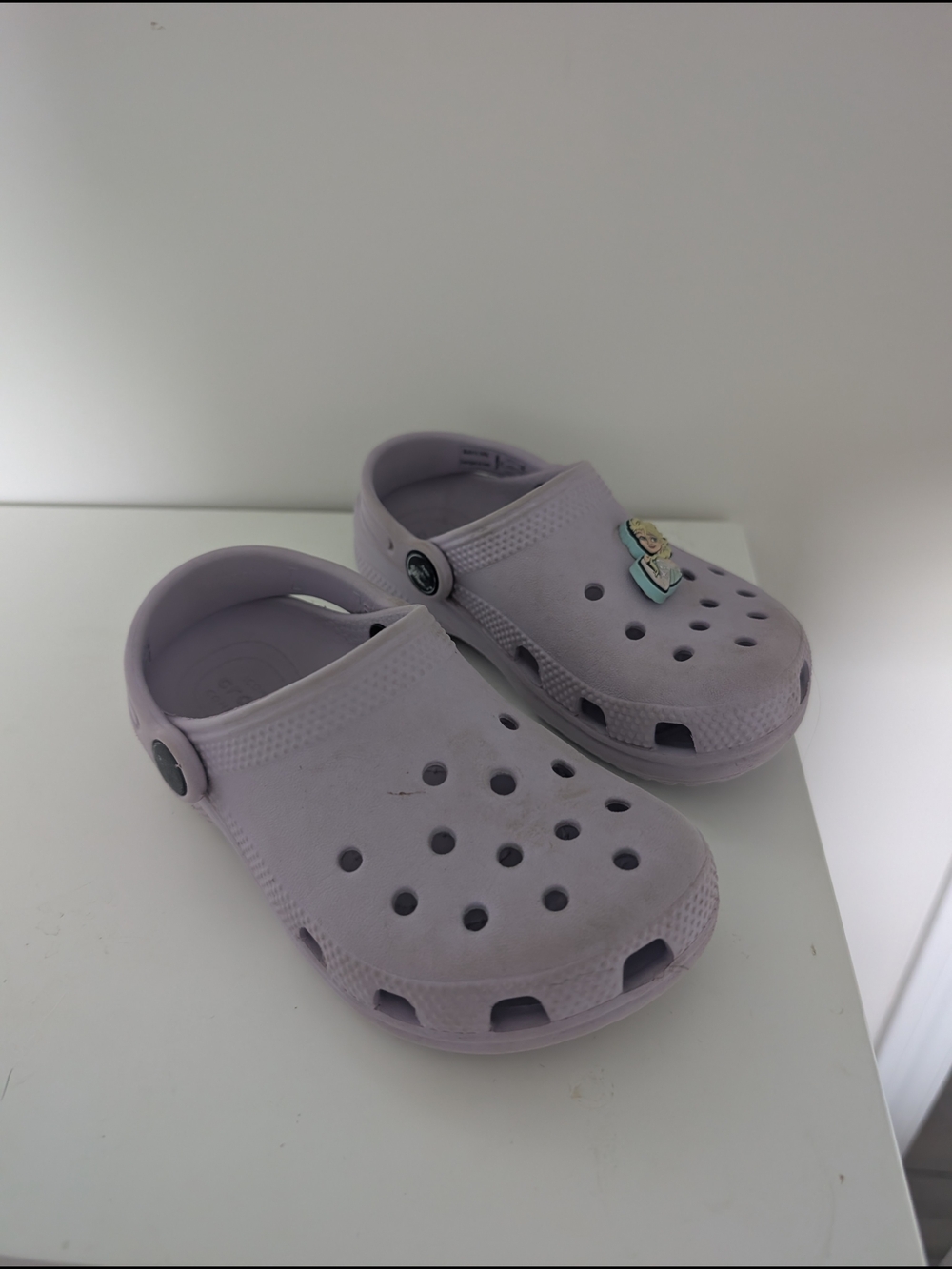 CROCS - 10y Classic Clog in Lavender